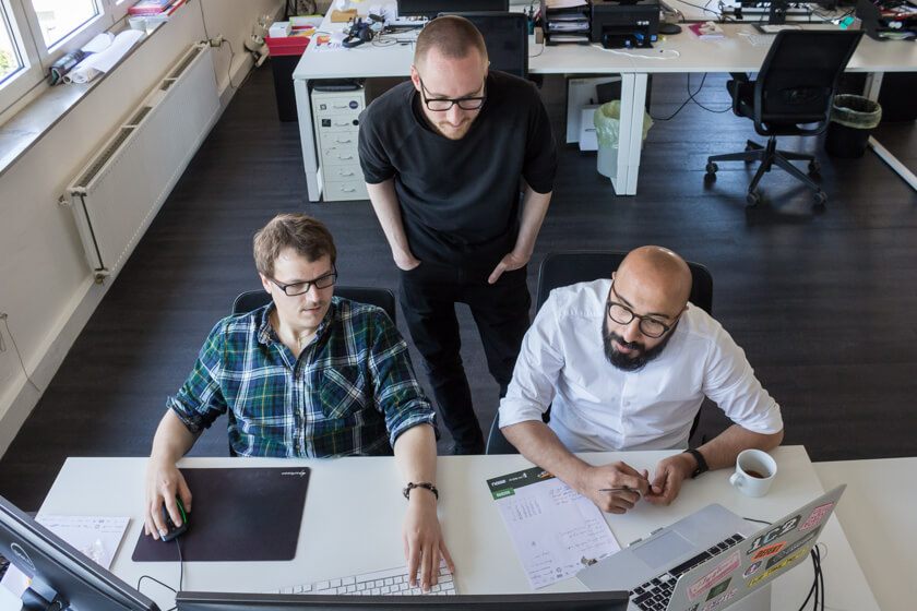 Digitale Leute - Stefan Klefisch - 42dp - Zusammen mit seinen Kollegen arbeitet Stefan seit einem Jahr im Ehrenfelder Büro.