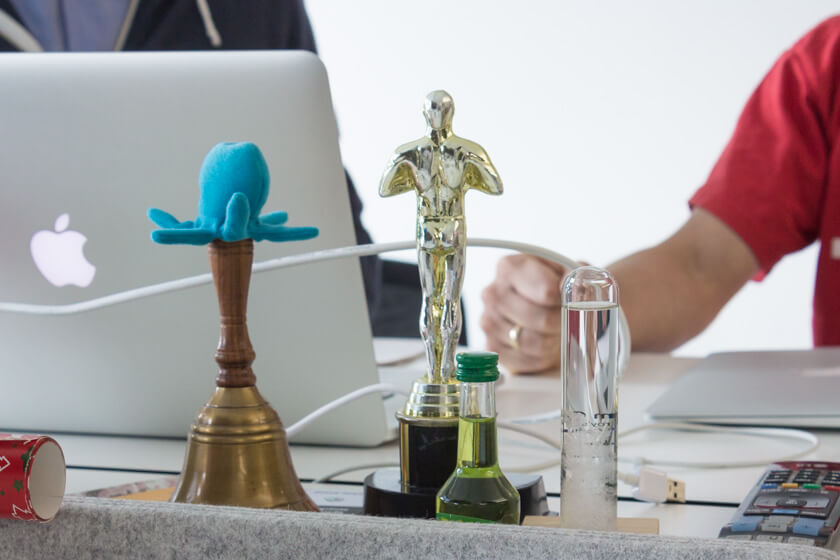 Digitale Leute - Markus J. Doetsch - Rocket Internet - So sieht der Schreibtisch von Startup-CTO Markus J Doetsch bei InstaFreight aus.